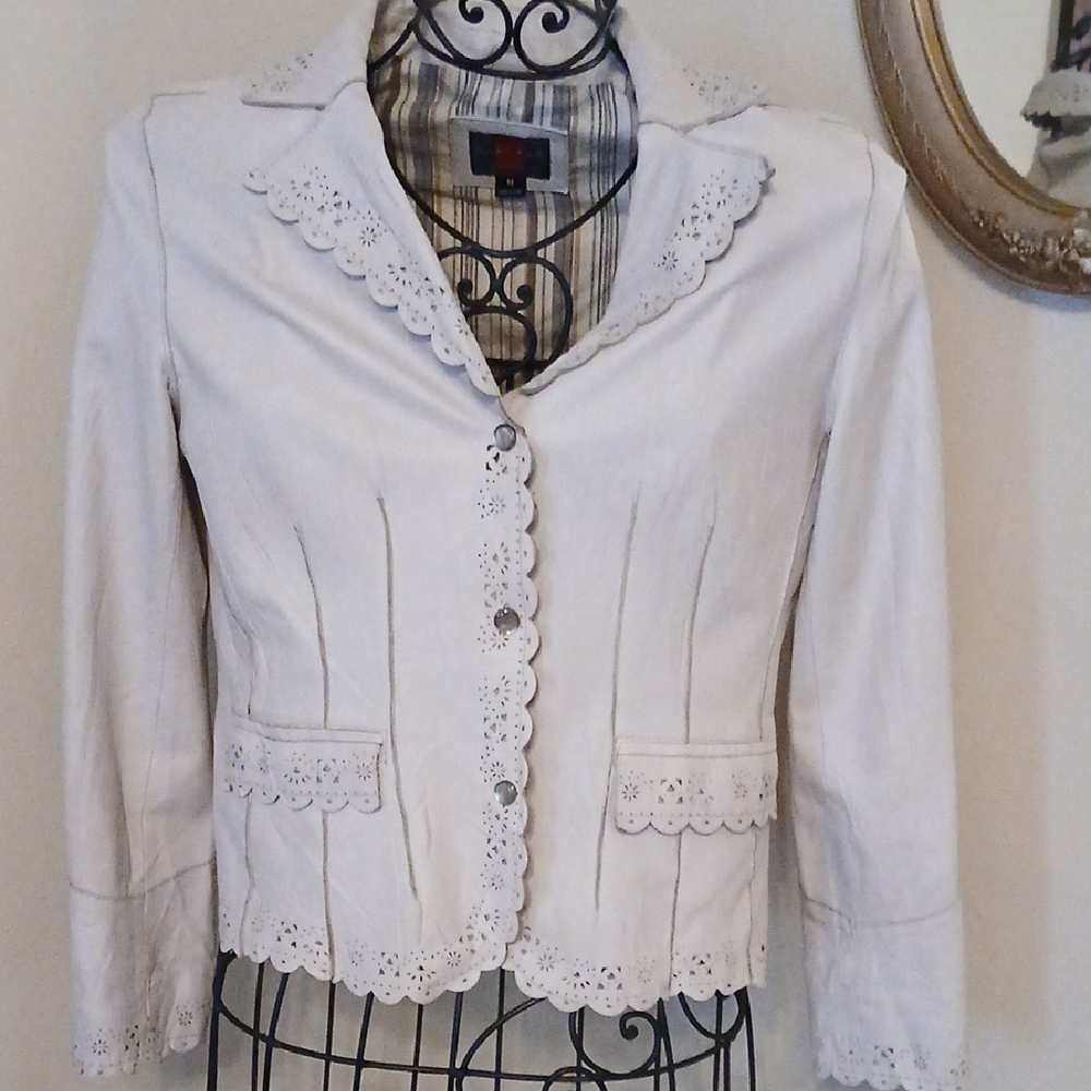 Leather And Lace Ladies Size Medium 100% Lamb Leather By The Gallery